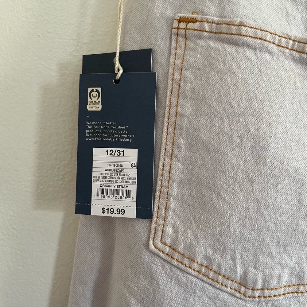Universal Thread High-Rise Vintage Midi Jean Shorts Off-White Cut Off Raw Hem - Picture 9 of 13